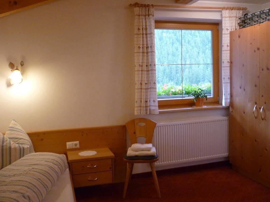 Haus Bergzauber Apartman Neustift im Stubaital Kültér fotó