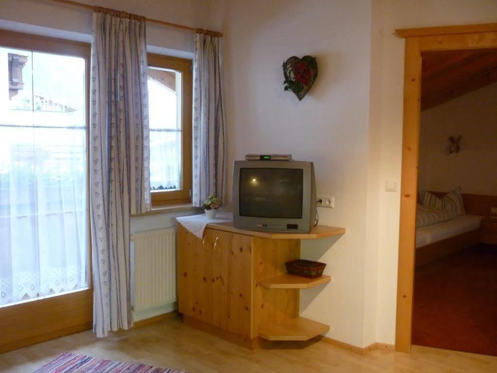 Haus Bergzauber Apartman Neustift im Stubaital Kültér fotó